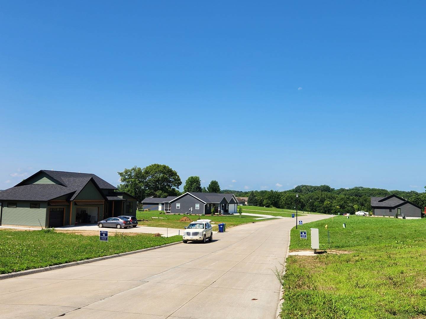 1813 Zara, Clinton, IA 52732