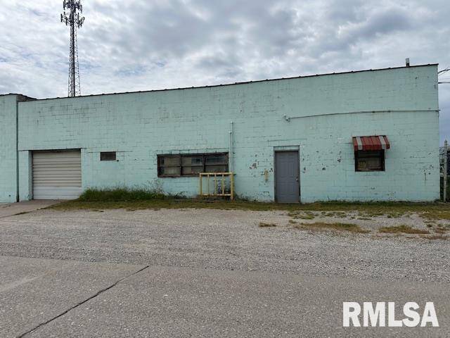944 FARRAGUT ST, Davenport, IA 52802