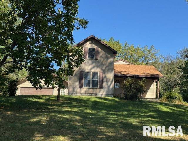 320 30TH AVE N, Clinton, IA 52732