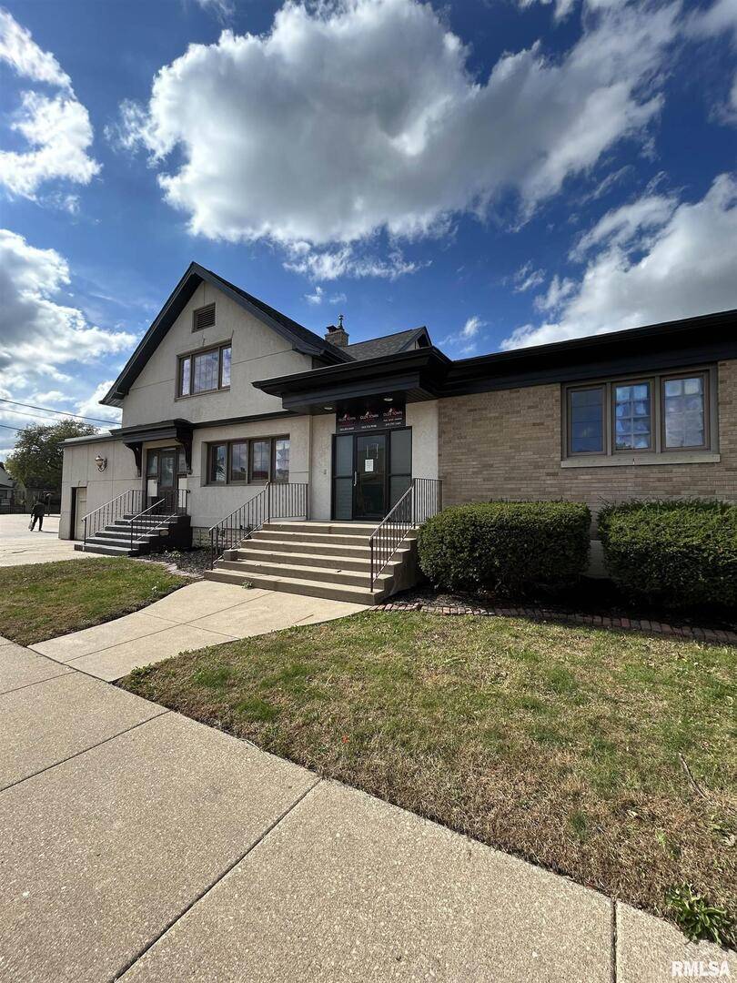 1611 7TH ST, Moline, IL 61264