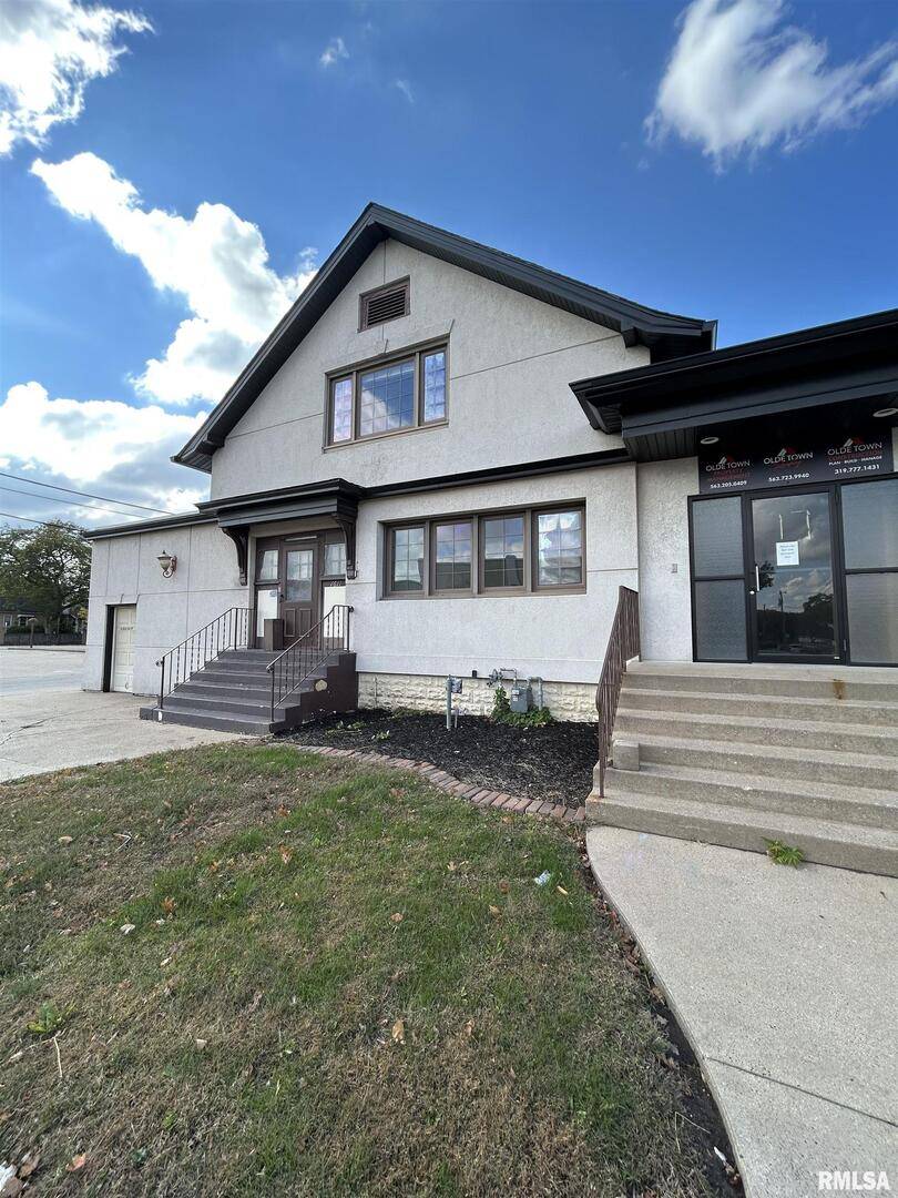 1611 7TH ST, Moline, IL 61264