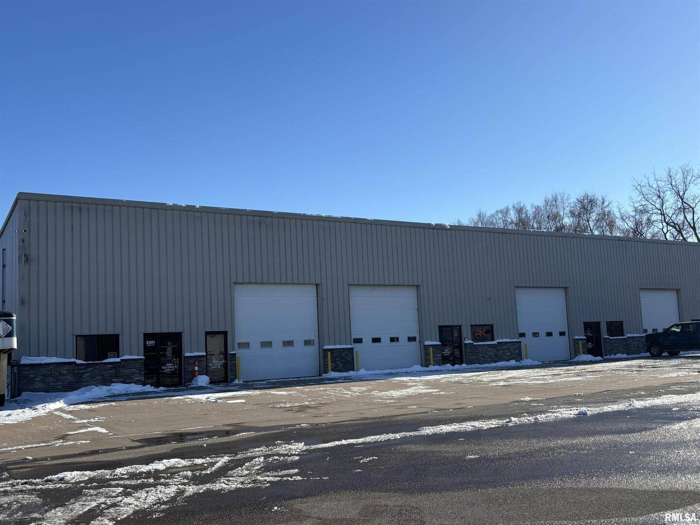 2301 MANUFACTURING DR #A2, Clinton, IA 52732