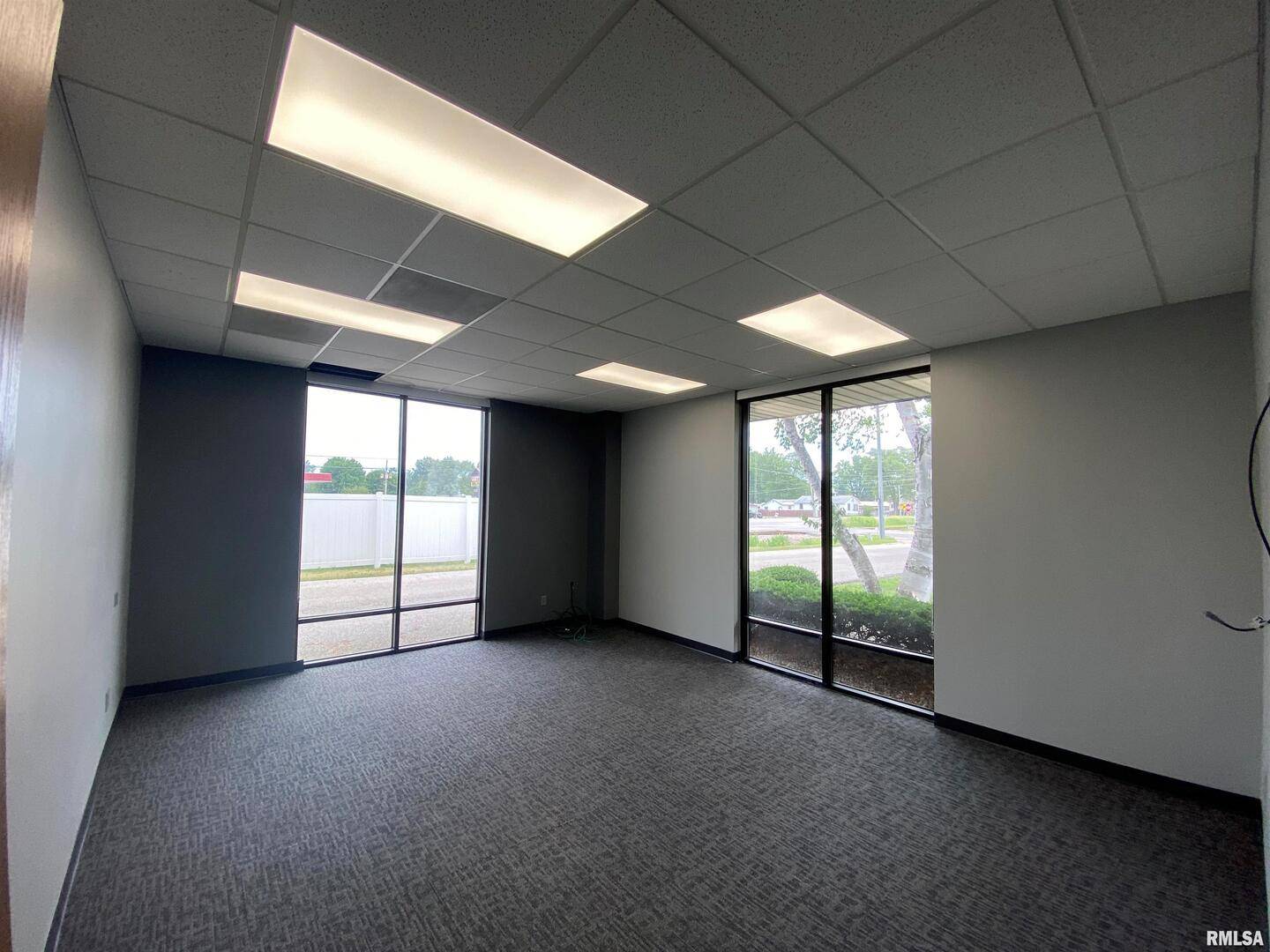 1040 W 11th ST, Milan, IL 61264