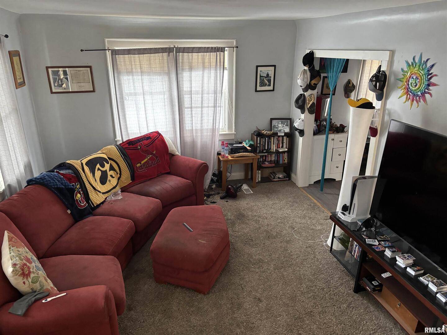 2225 PERSHING BLVD, Clinton, IA 52732