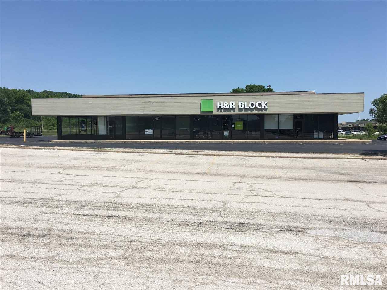 3850 BLACKHAWK RD #Ste 6, Rock Island, IL 61201