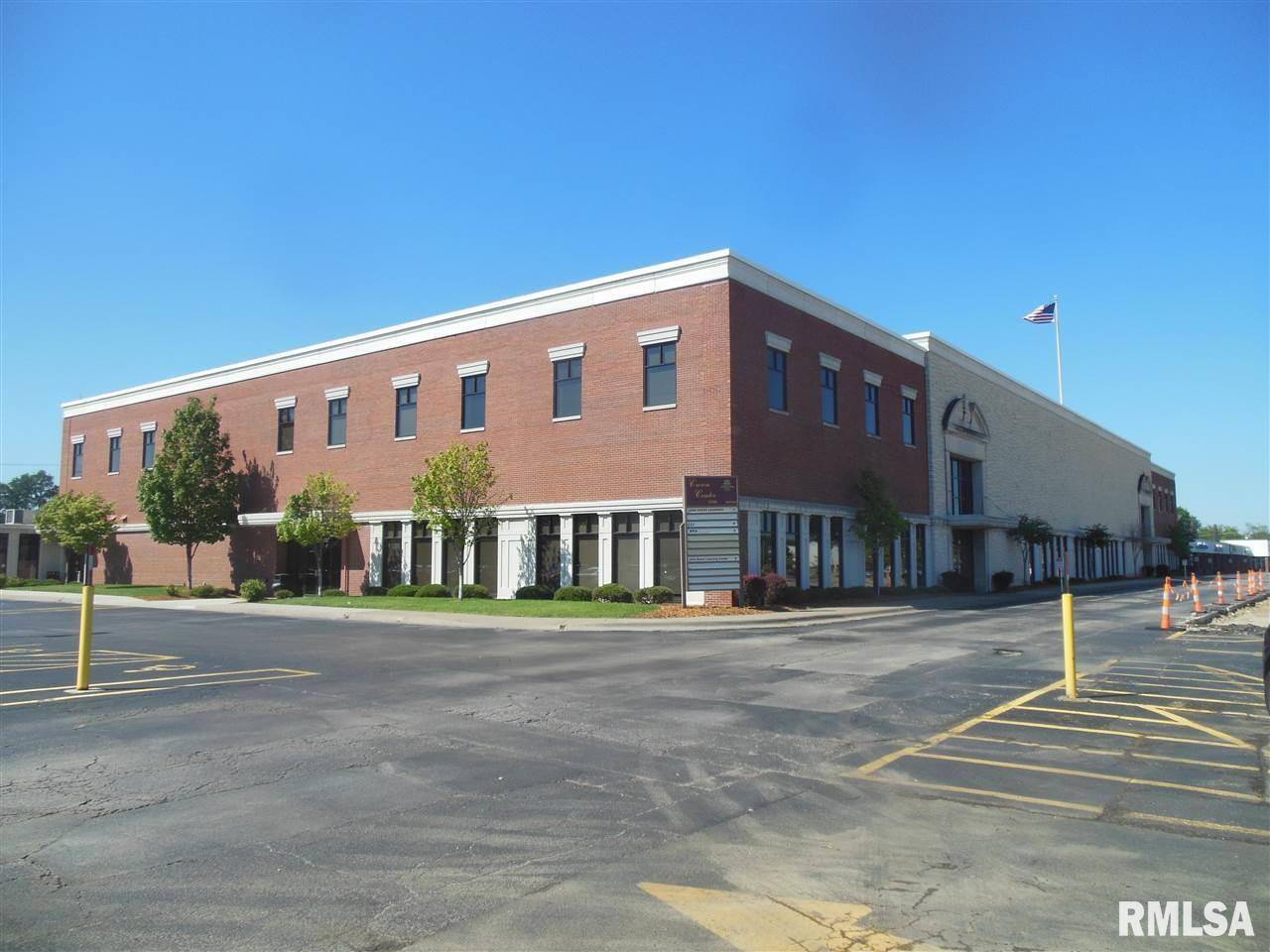 3800 AVENUE OF THE CITIES #201, Moline, IL 61265