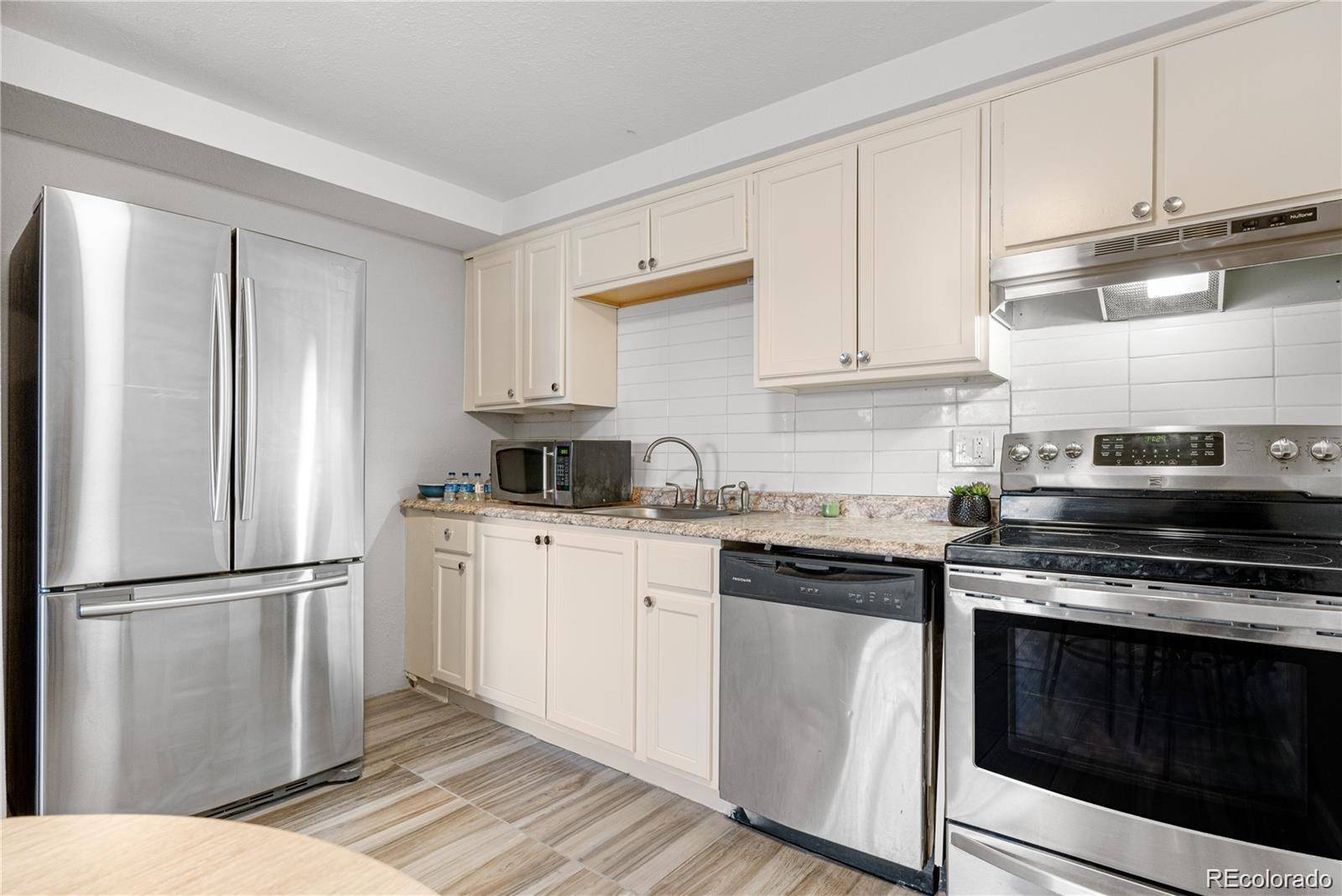 1306 S Parker RD #162, Denver, CO 80231