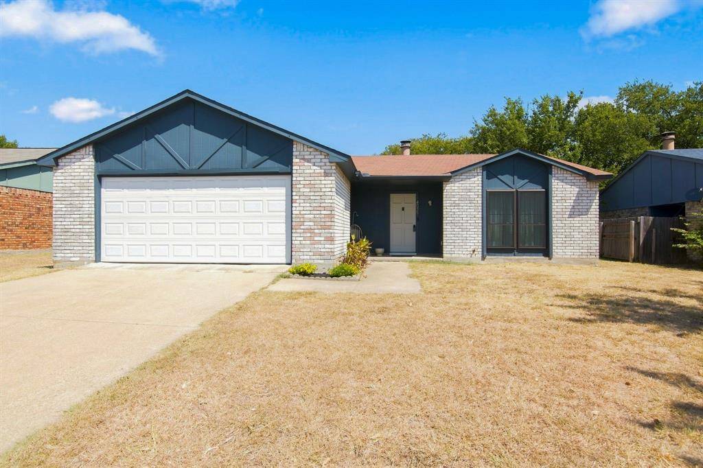 4025 Engleman Street, Fort Worth, TX 76137