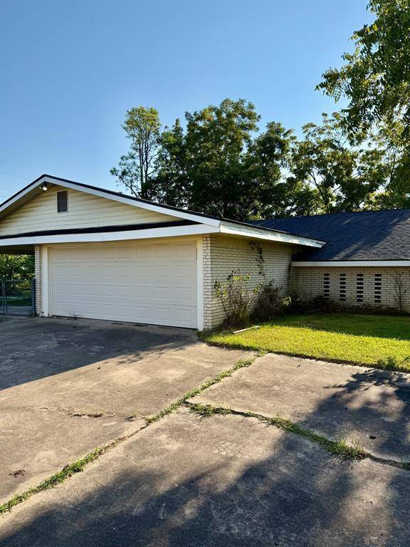 701 W 9TH Street, Clarksville, TX 75426