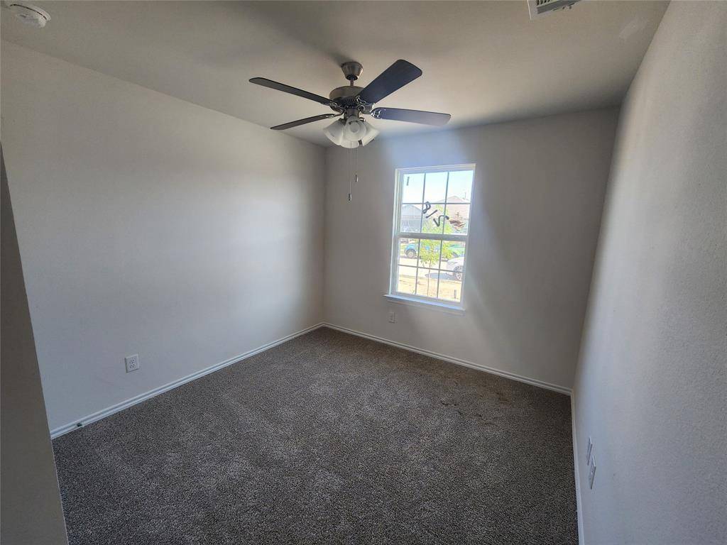 1210 Breezy Oak Drive, Nevada, TX 75173