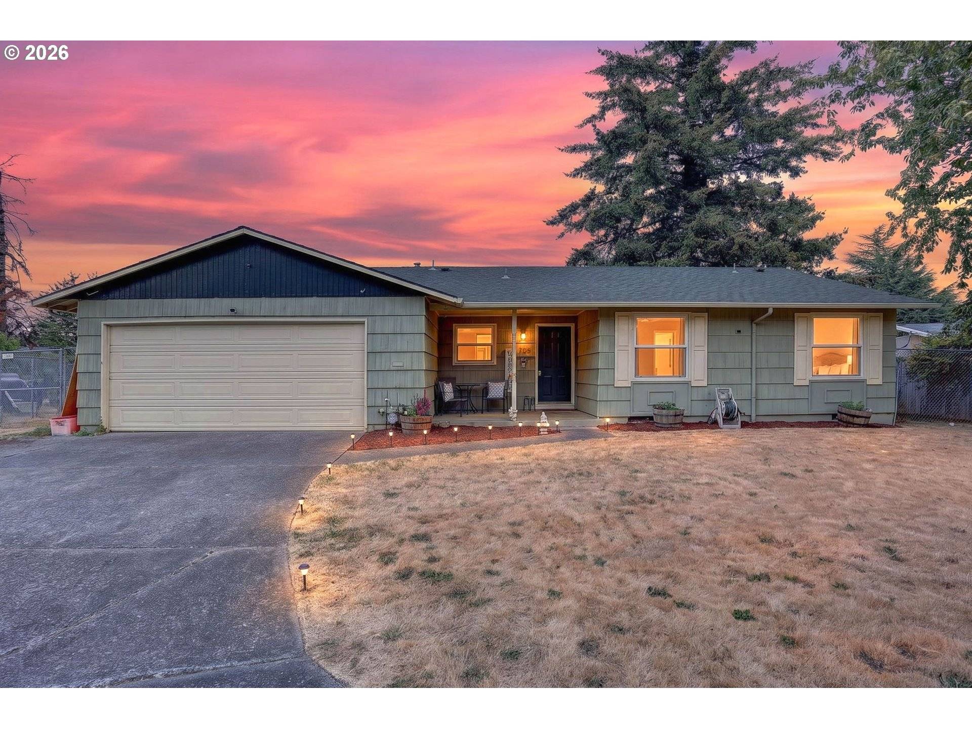 705 NE 18TH CT, Gresham, OR 97030