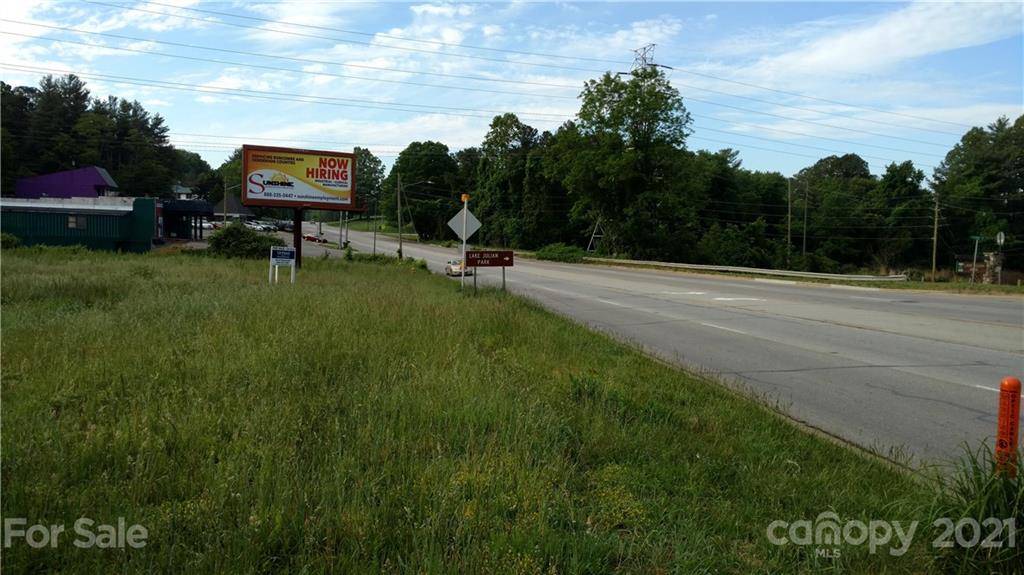 99999 Hendersonville RD, Arden, NC 28704