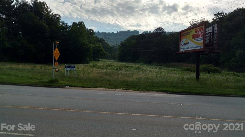 99999 Hendersonville RD, Arden, NC 28704