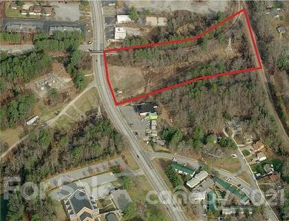 99999 Hendersonville RD, Arden, NC 28704