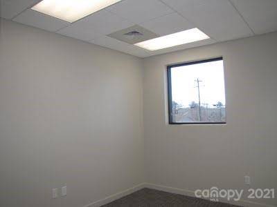 415 E Woodlawn RD, Charlotte, NC 28209