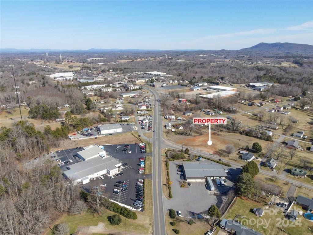 307 Salem RD, Morganton, NC 28655