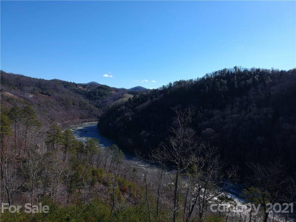 3477 French Broad Pkwy #1, Marshall, NC 28753