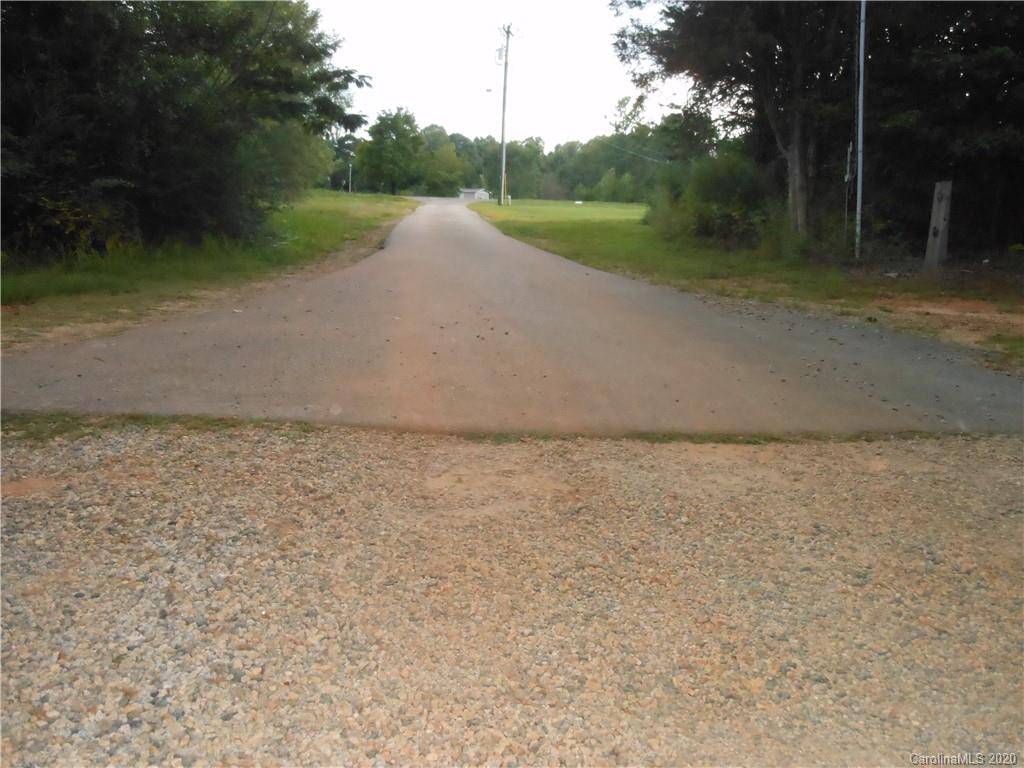 7950 Mocassin DR, Sherrills Ford, NC 28673