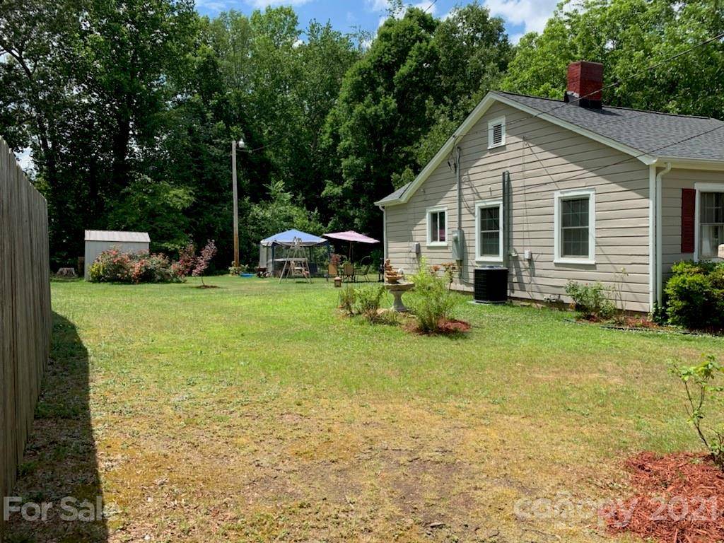 507 North DR, Cherryville, NC 28021