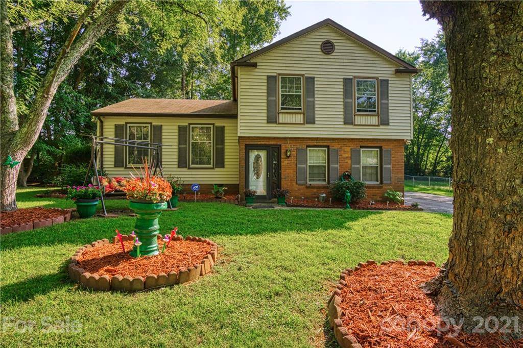 6222 Bonnybrook LN, Charlotte, NC 28212
