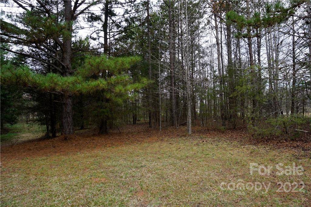 9 AC Burree RD, Clover, SC 29710
