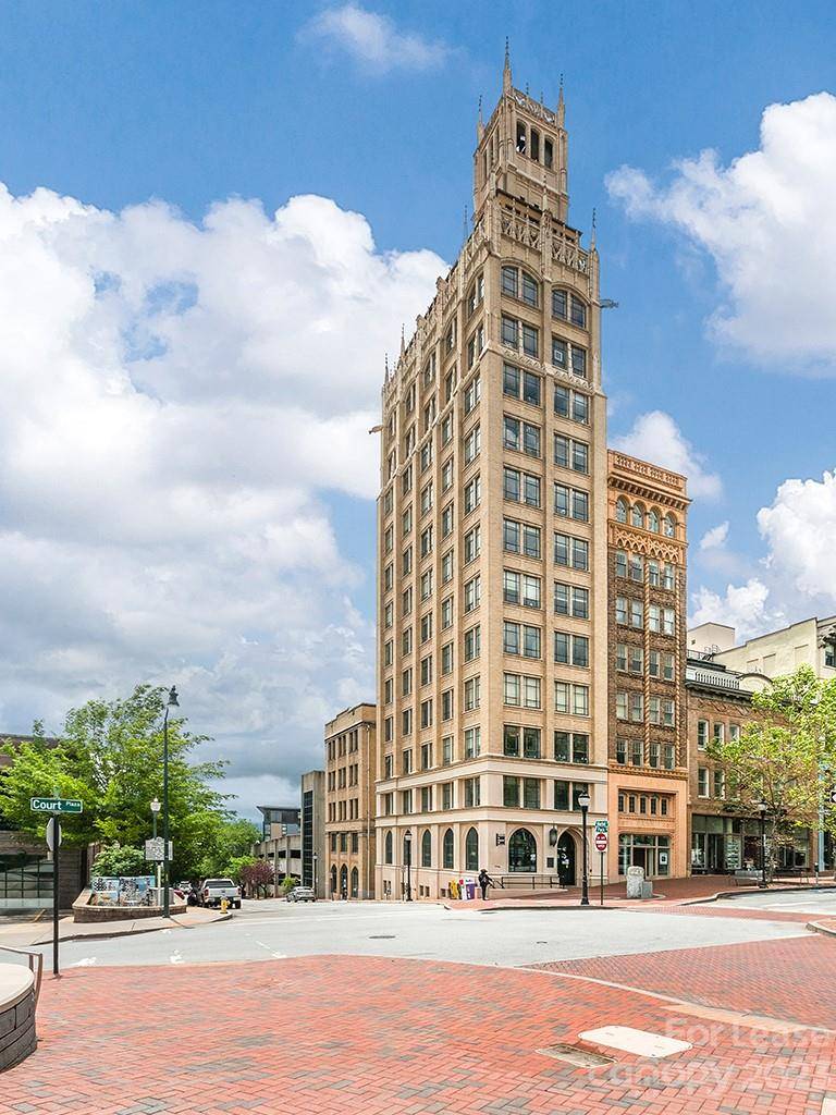 22 S Pack SQ #404, Asheville, NC 28801