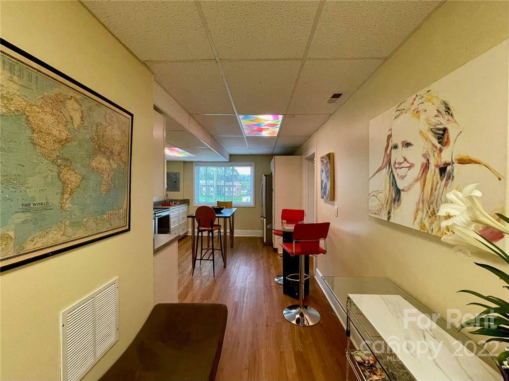42 Main ST N #A, Mars Hill, NC 28754