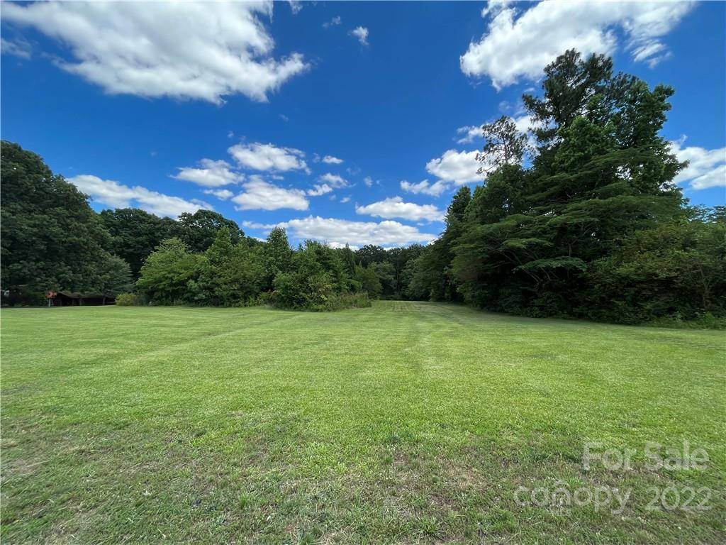 2108 Stallings RD, Matthews, NC 28104