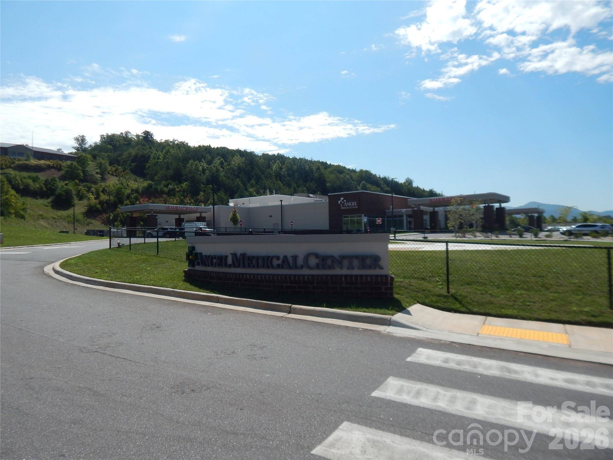 Lot B Macon Center DR #B, Franklin, NC 28734
