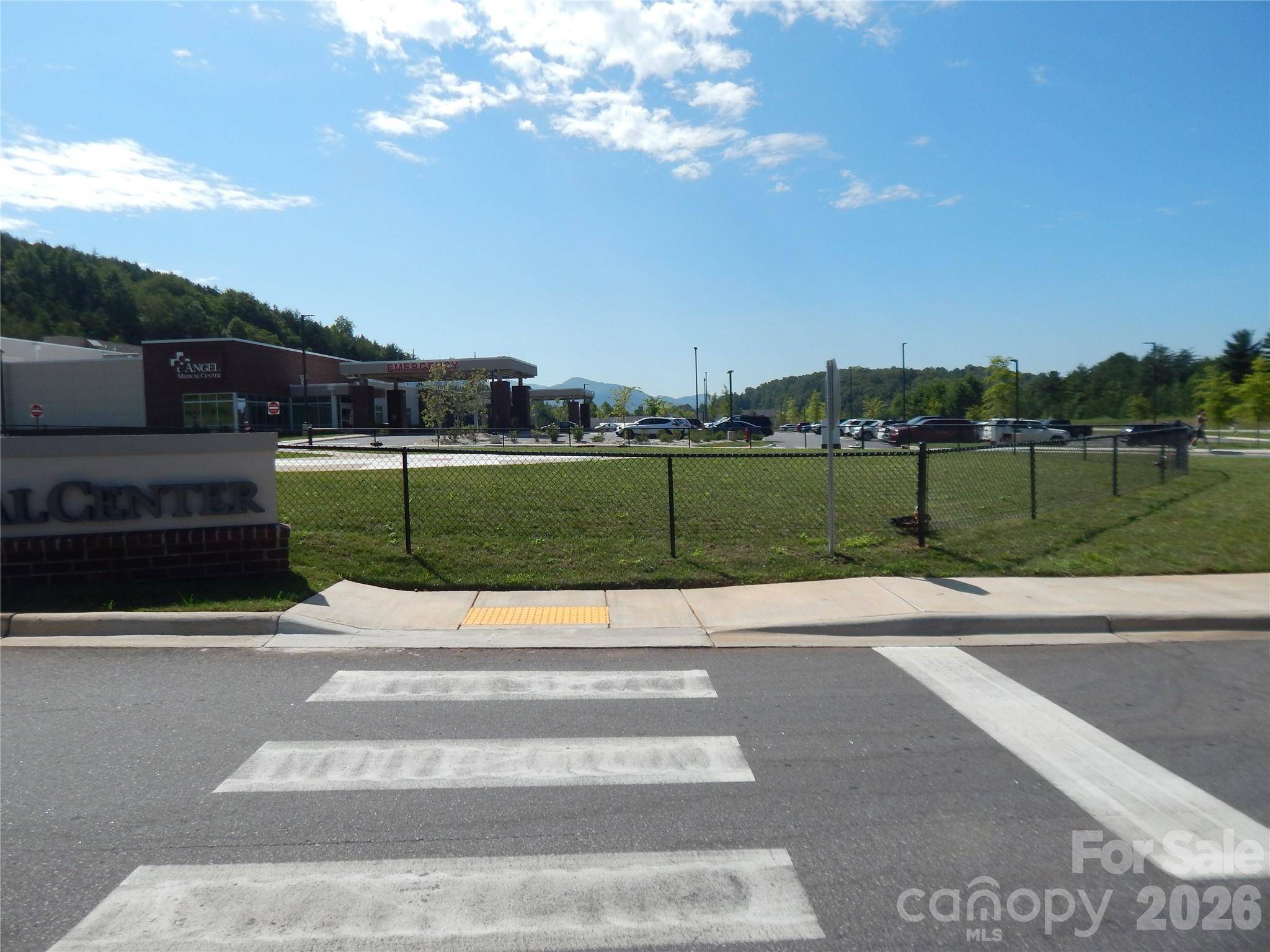 Lot B Macon Center DR #B, Franklin, NC 28734