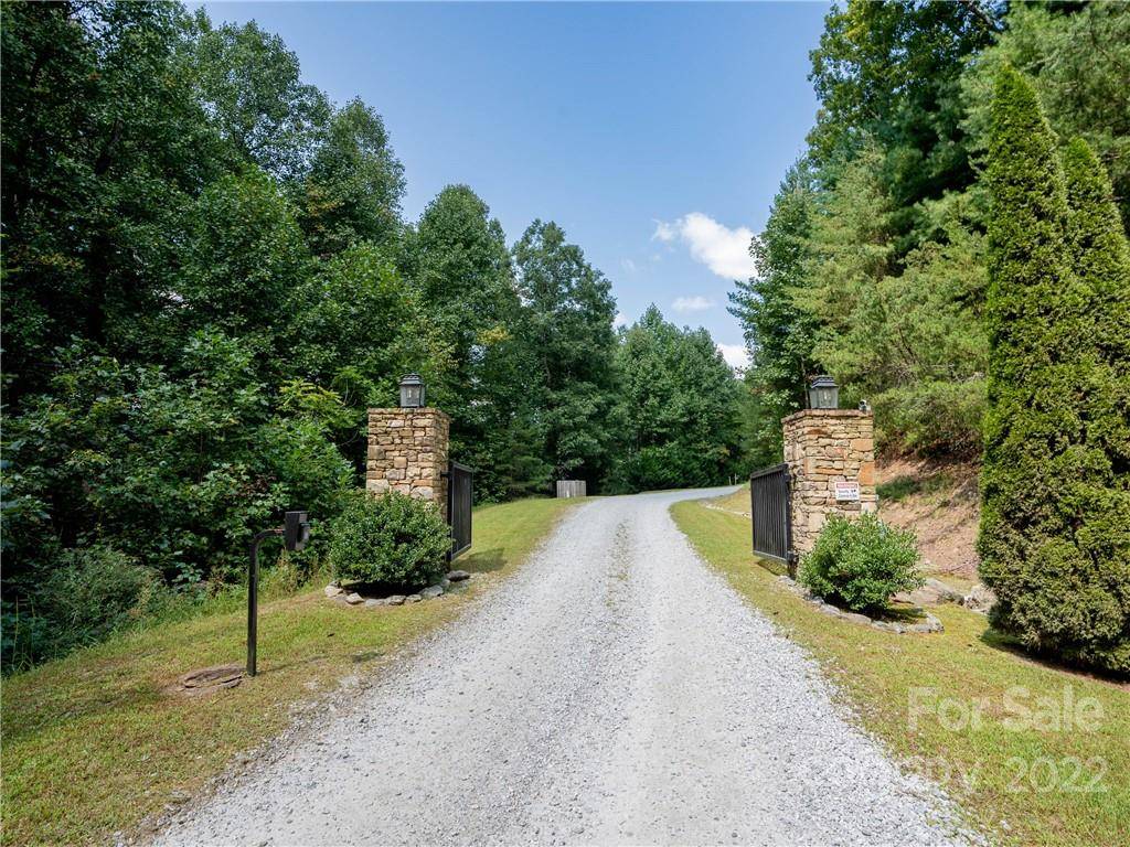 00 Summit Landing DR #3, Zirconia, NC 28790