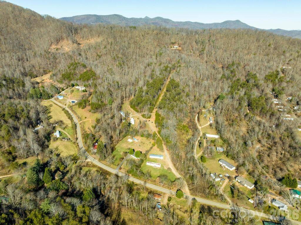 6 Tylers RUN #12, Candler, NC 28715
