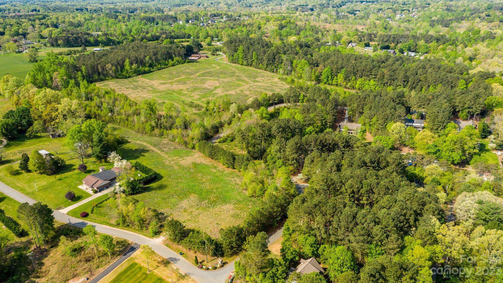 1285 Misty LN #6, Hickory, NC 28601
