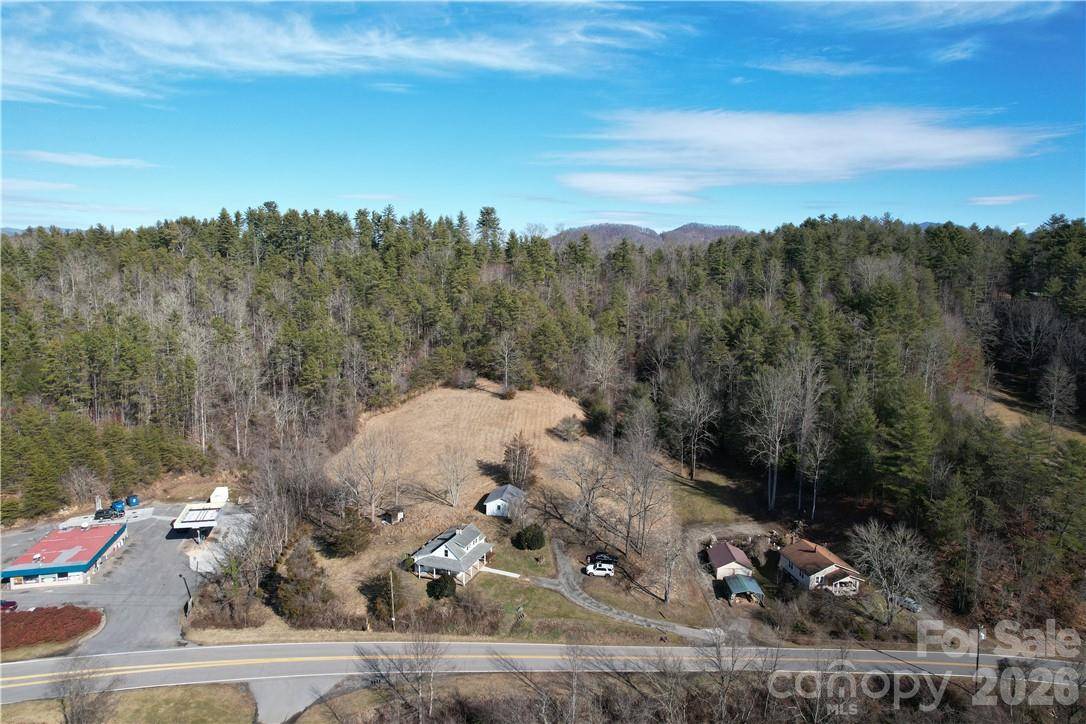 36 Stockton Branch RD, Weaverville, NC 28787