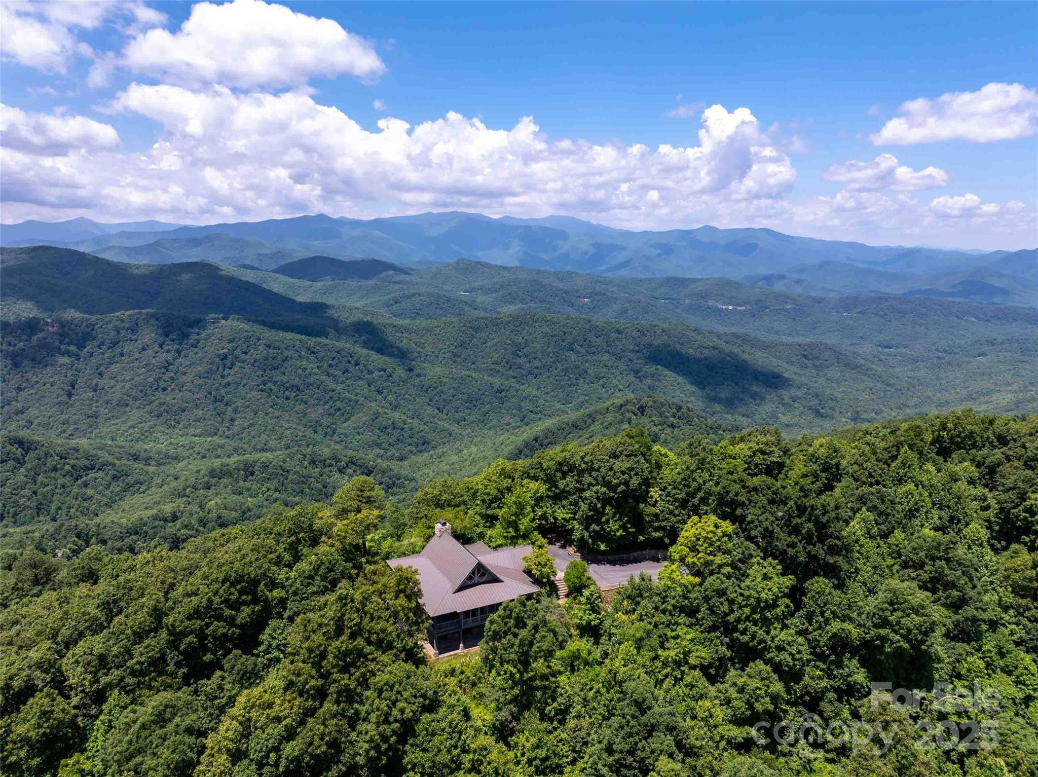 2957 Creston DR, Black Mountain, NC 28711
