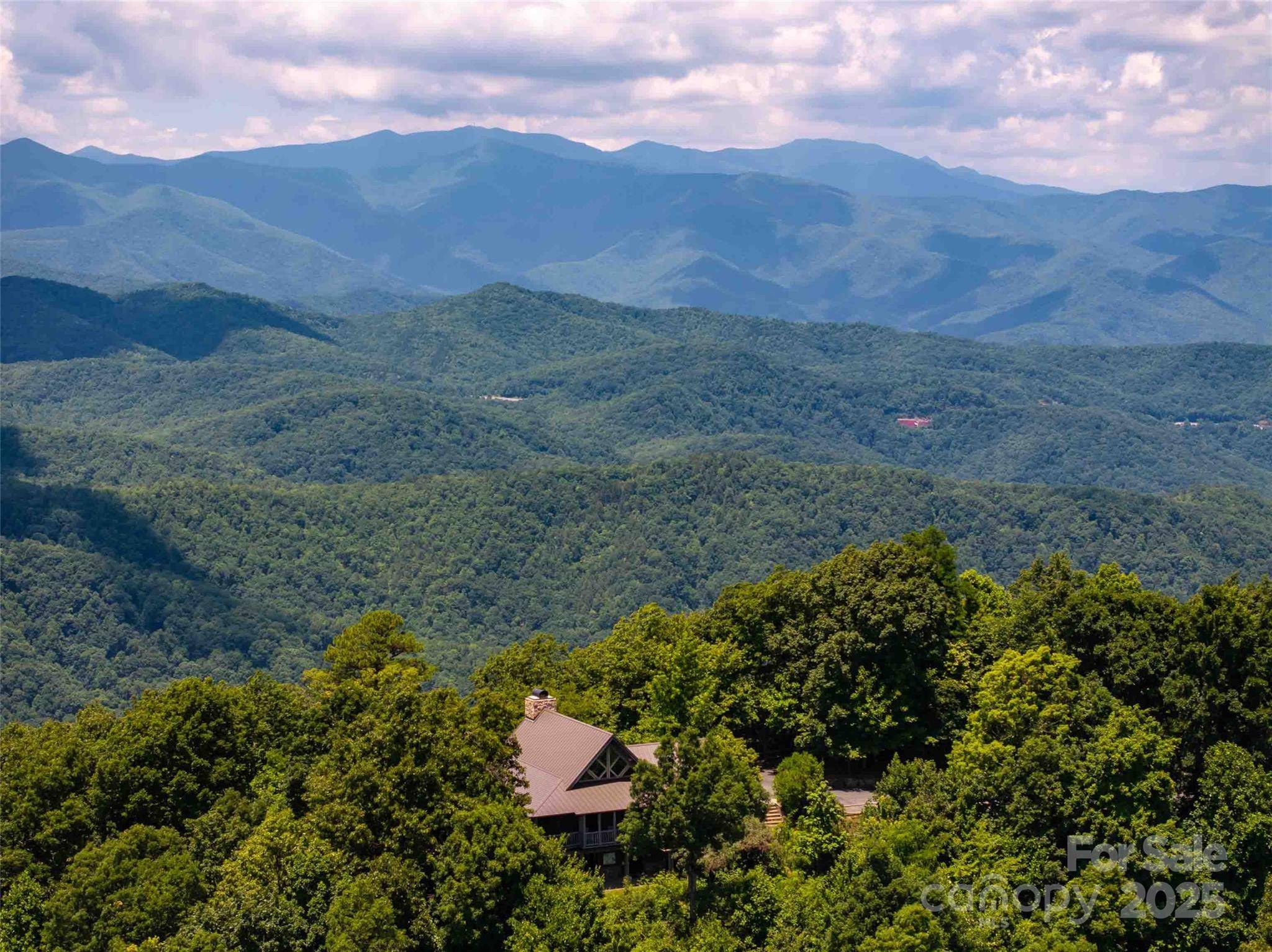 2957 Creston DR, Black Mountain, NC 28711