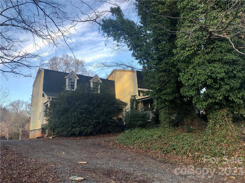 605 Dallas Stanley HWY, Dallas, NC 28034