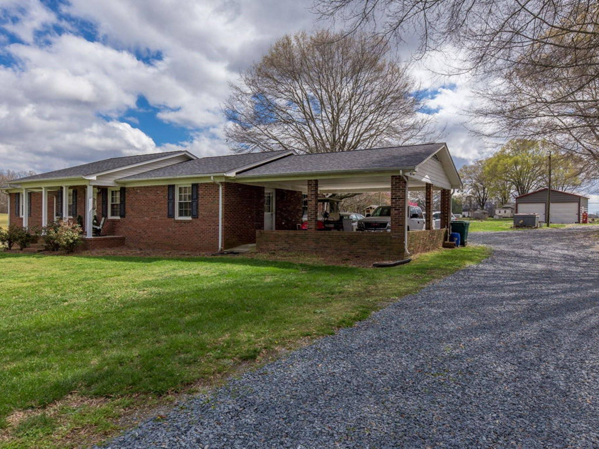 4085 W Nc 152 HWY, China Grove, NC 28023