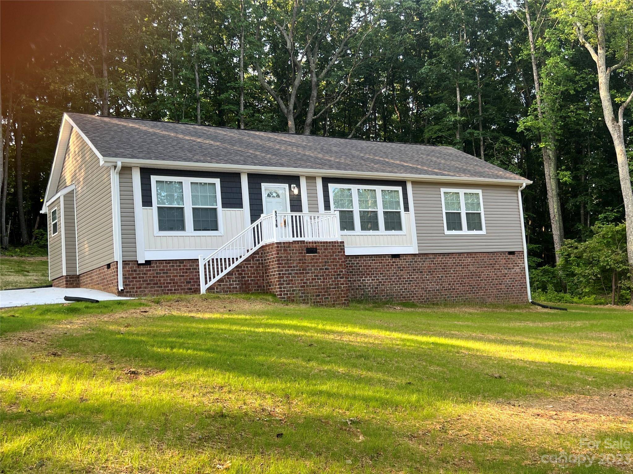 5716 Dalmatian ST, Iron Station, NC 28080