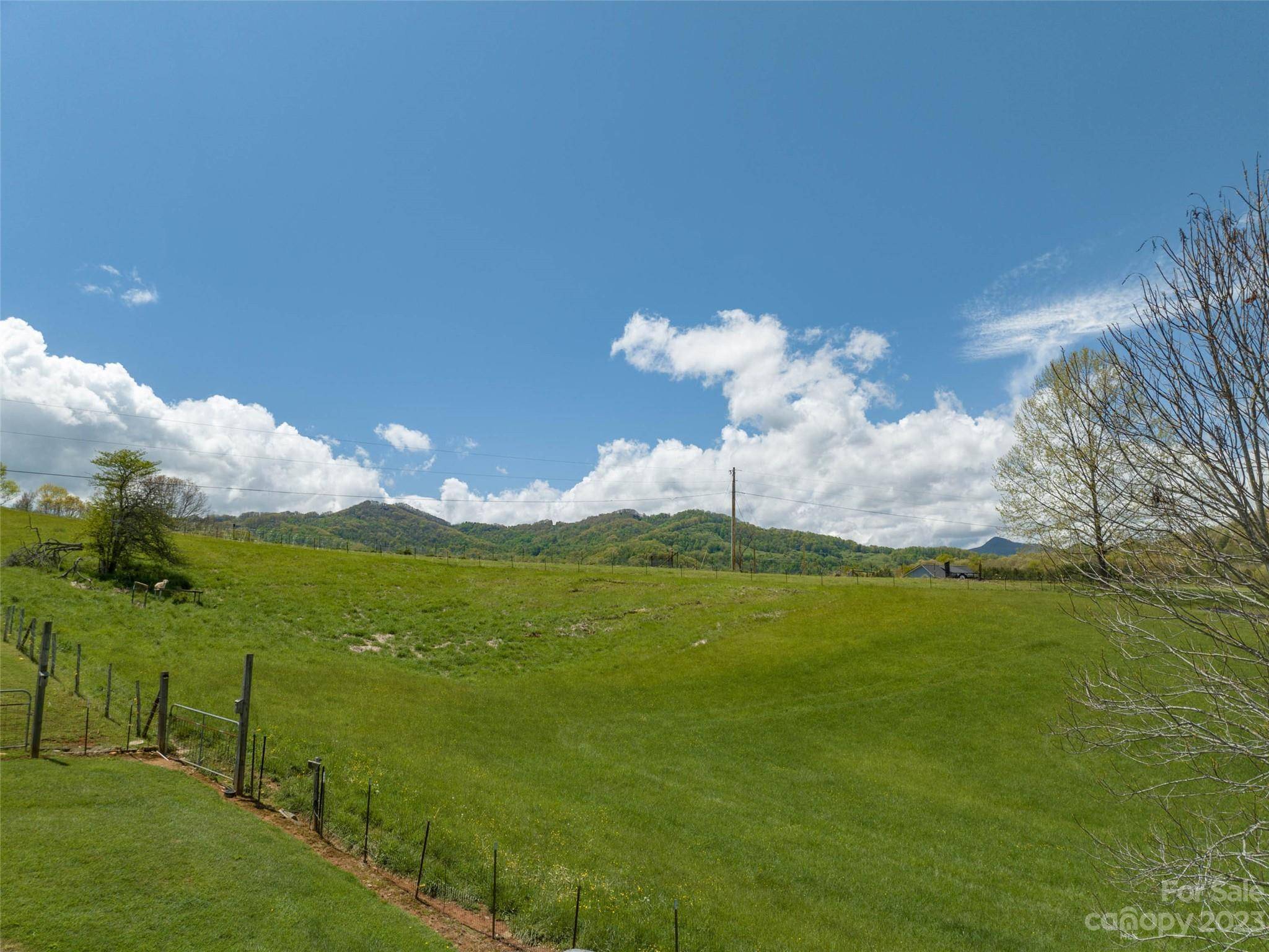#4 Sunny Hill LN, Clyde, NC 28721