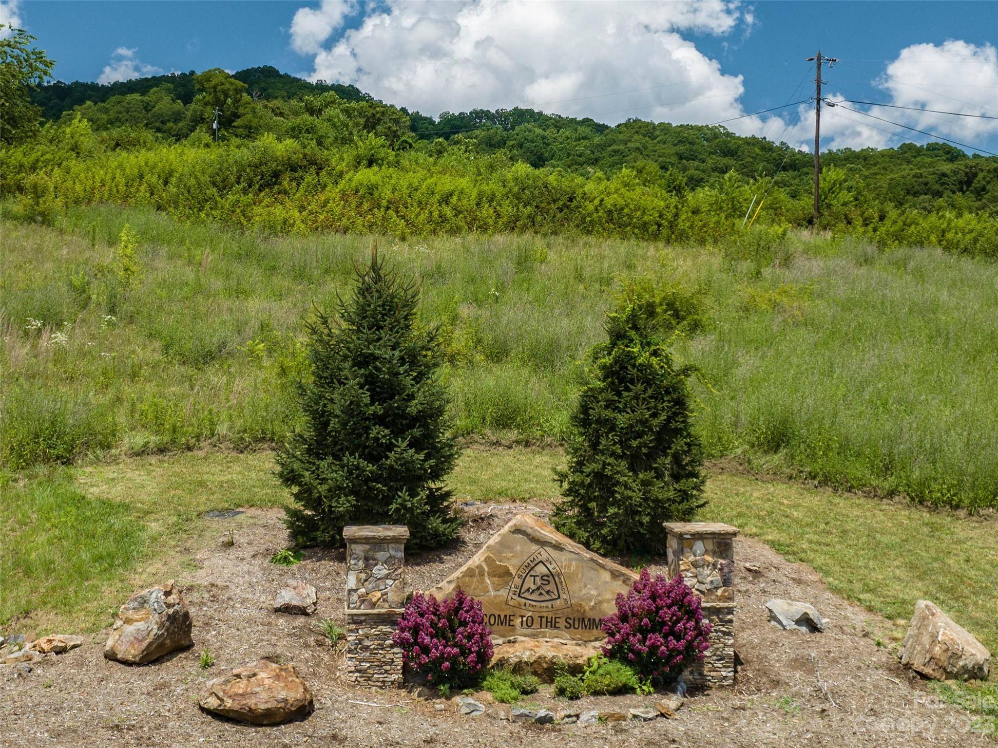 99999 Summit View DR #6, Candler, NC 28715