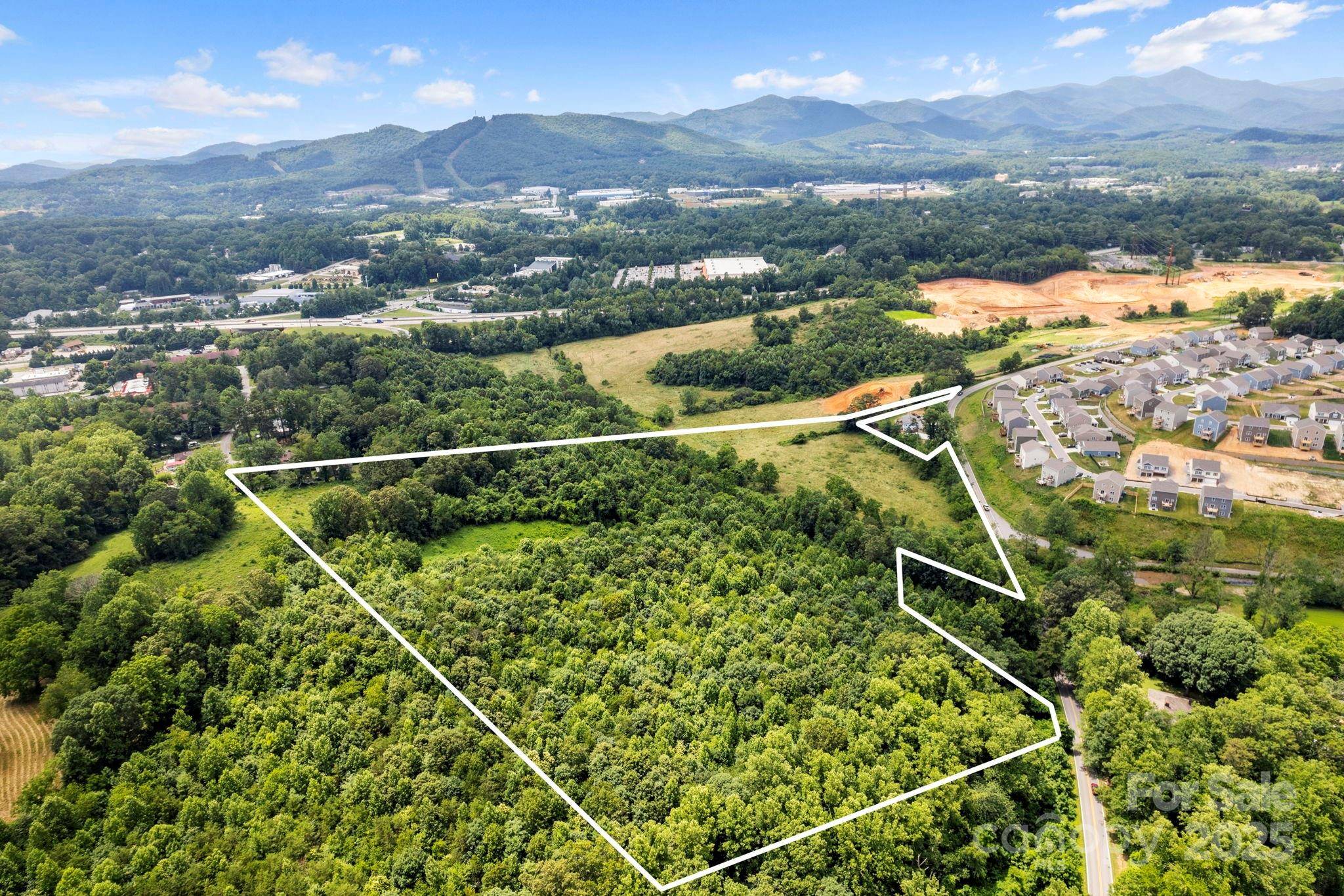 9999 Holbrook RD, Asheville, NC 28806