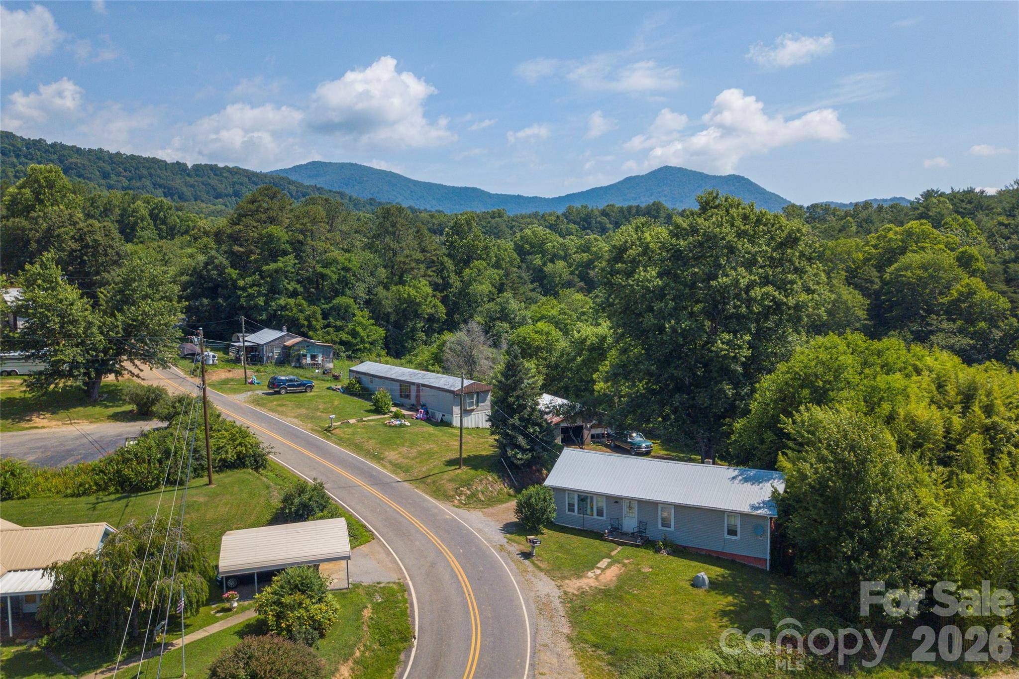 492, 518 and 524 Scruggs CIR, Canton, NC 28716