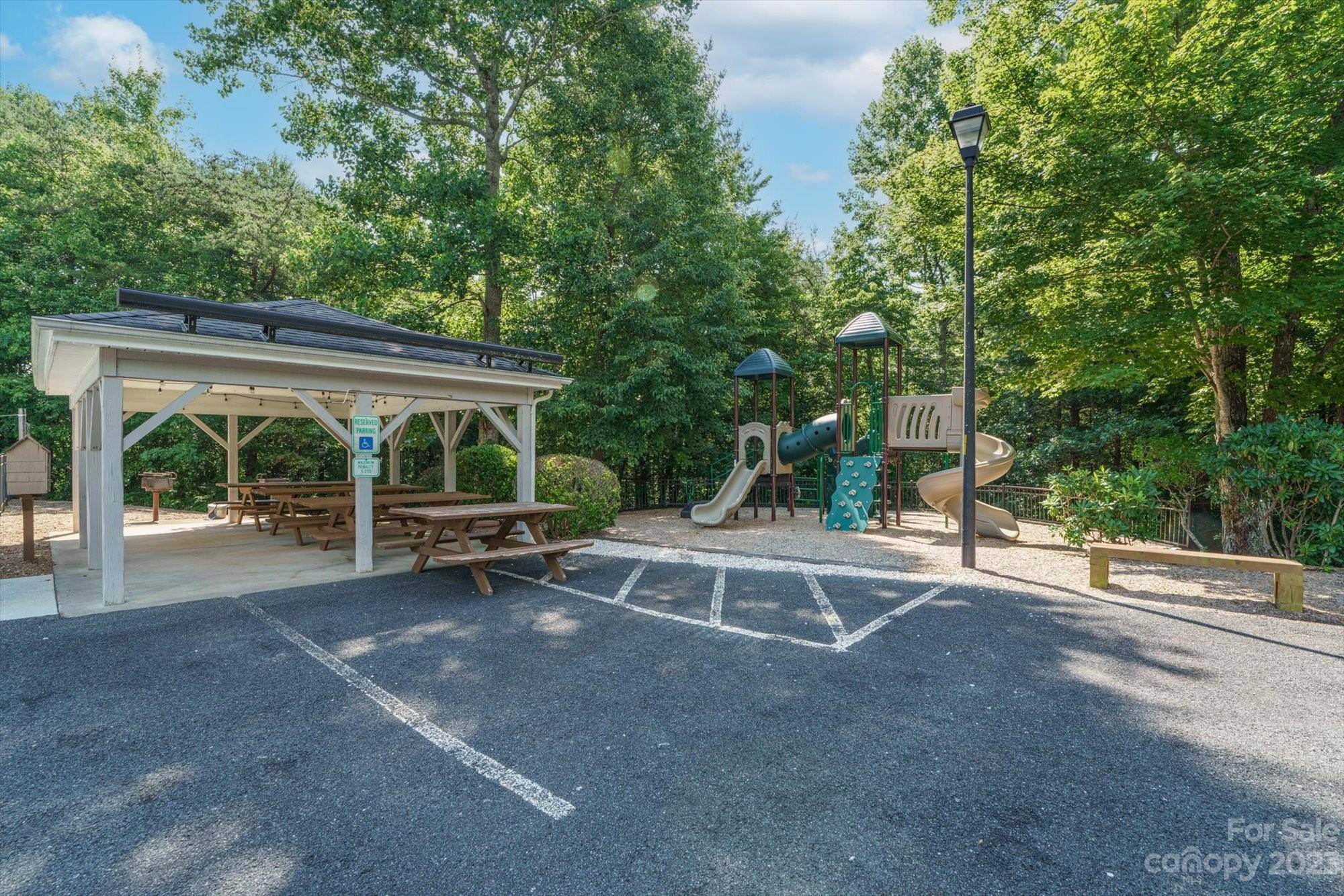 317 Boundary Tree PASS #14, Arden, NC 28704