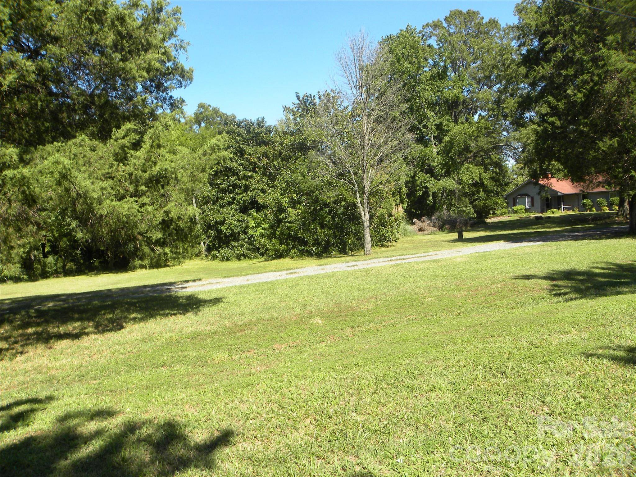 13500 Tryon ST, Charlotte, NC 28278