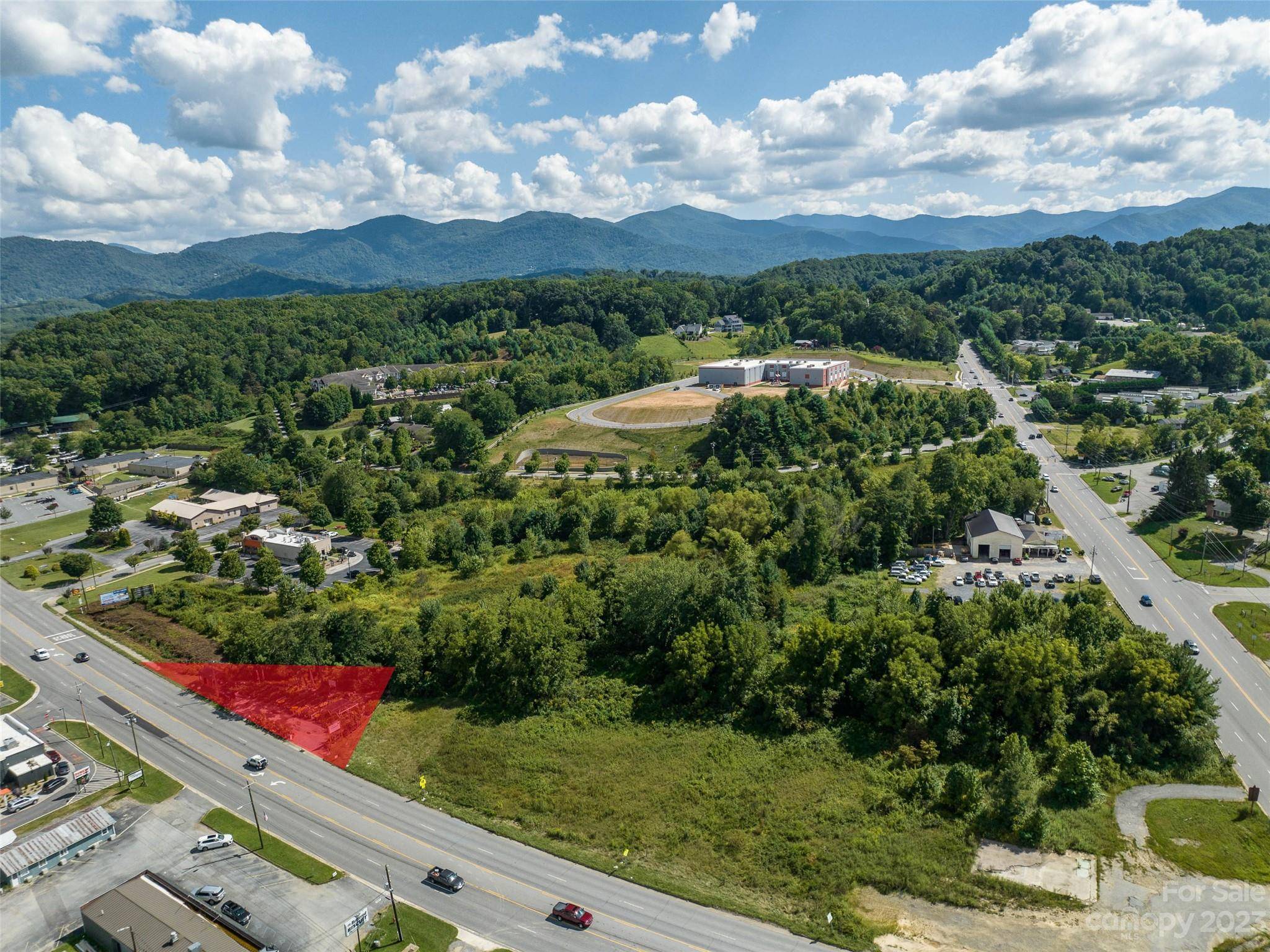 1207 Dellwood RD, Waynesville, NC 28786
