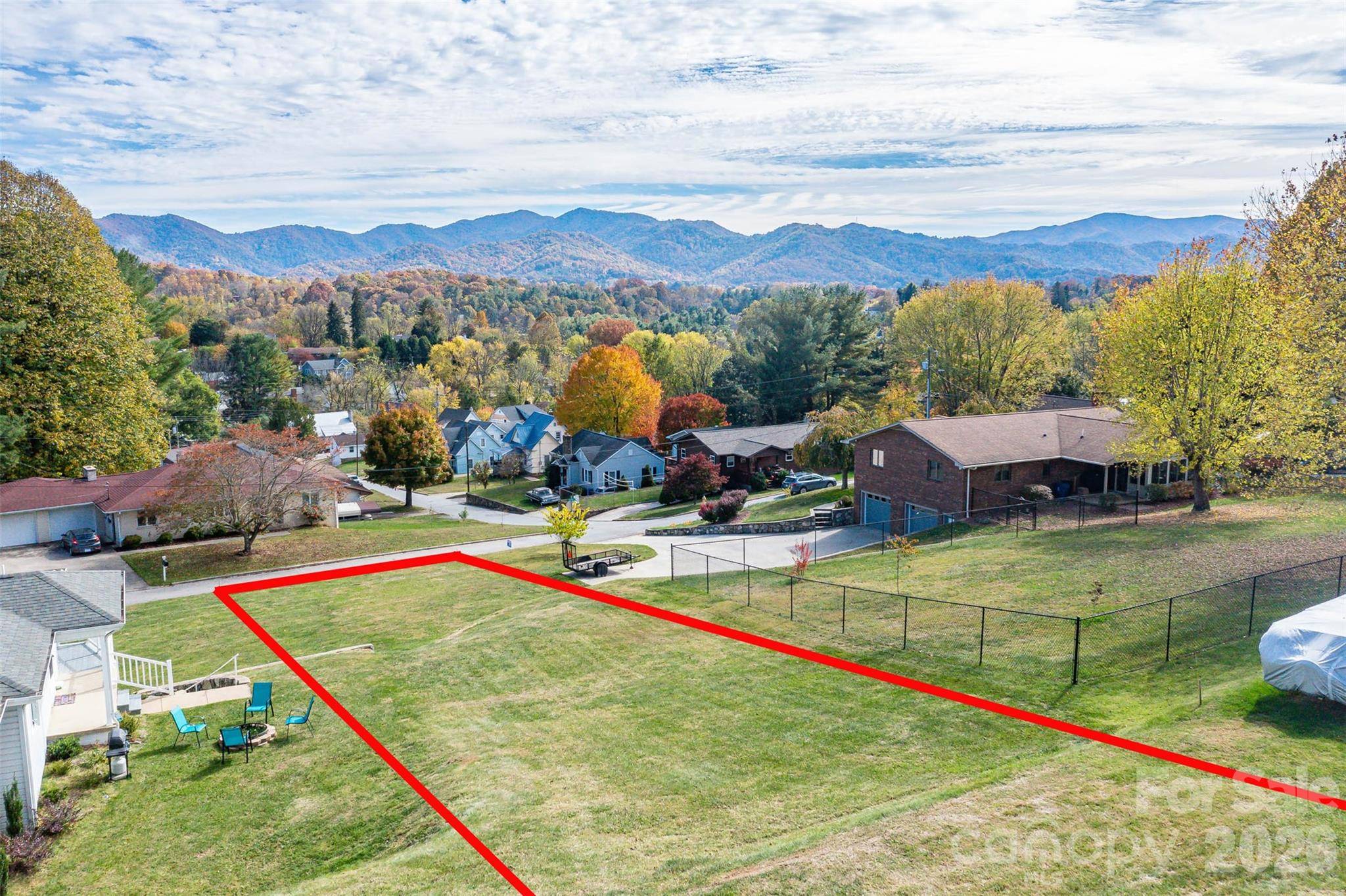 99999 Allen ST, Canton, NC 28716