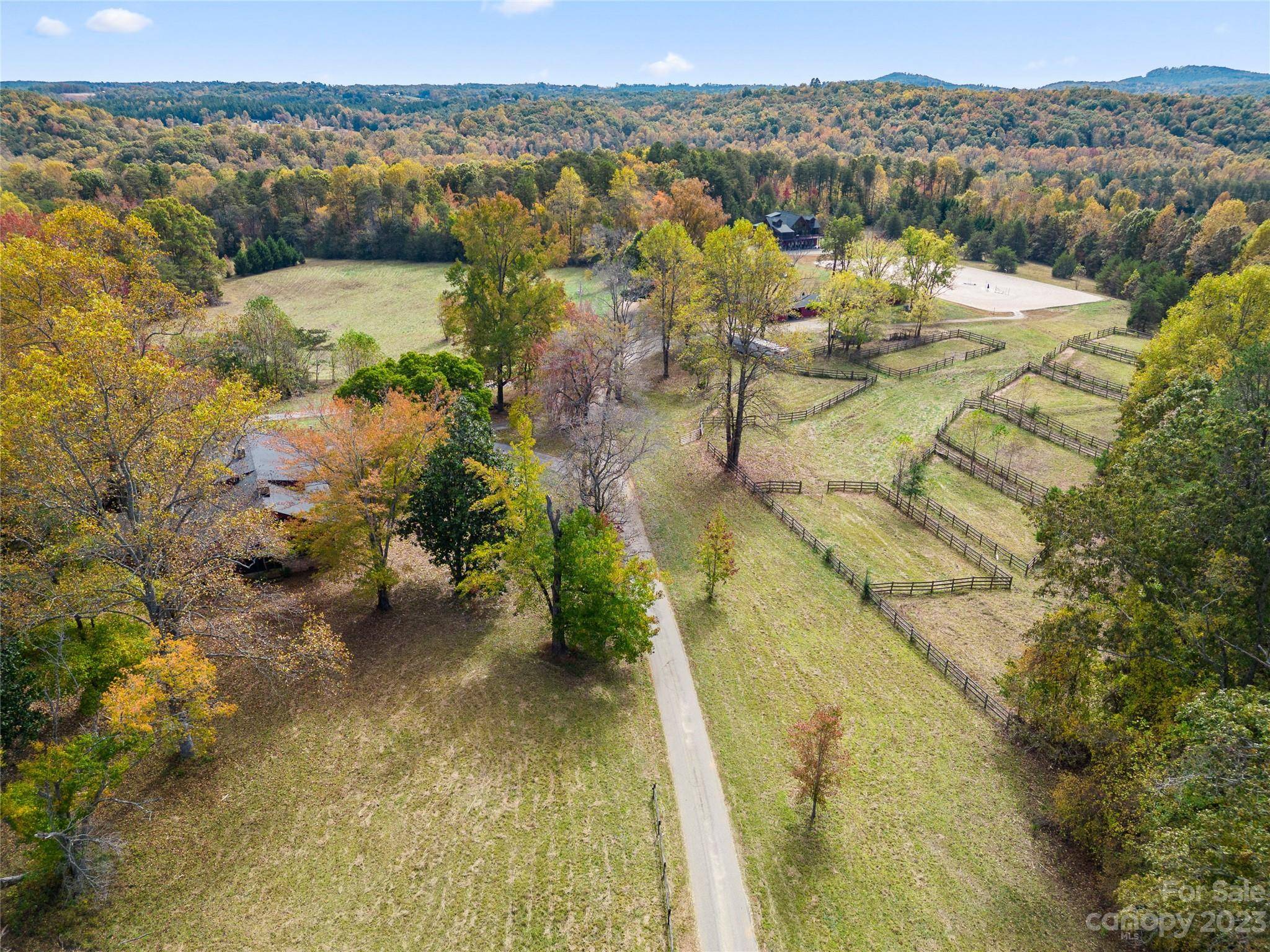 1642 Smith Waldrop RD, Mill Spring, NC 28756