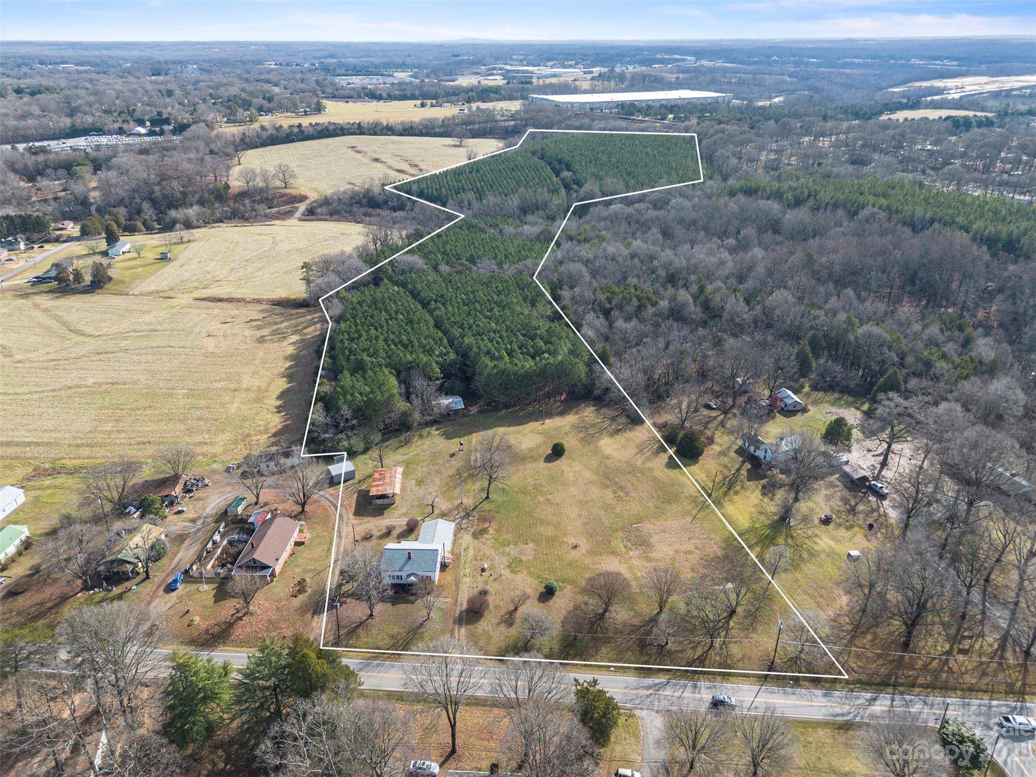 678 Turnersburg HWY, Statesville, NC 28625