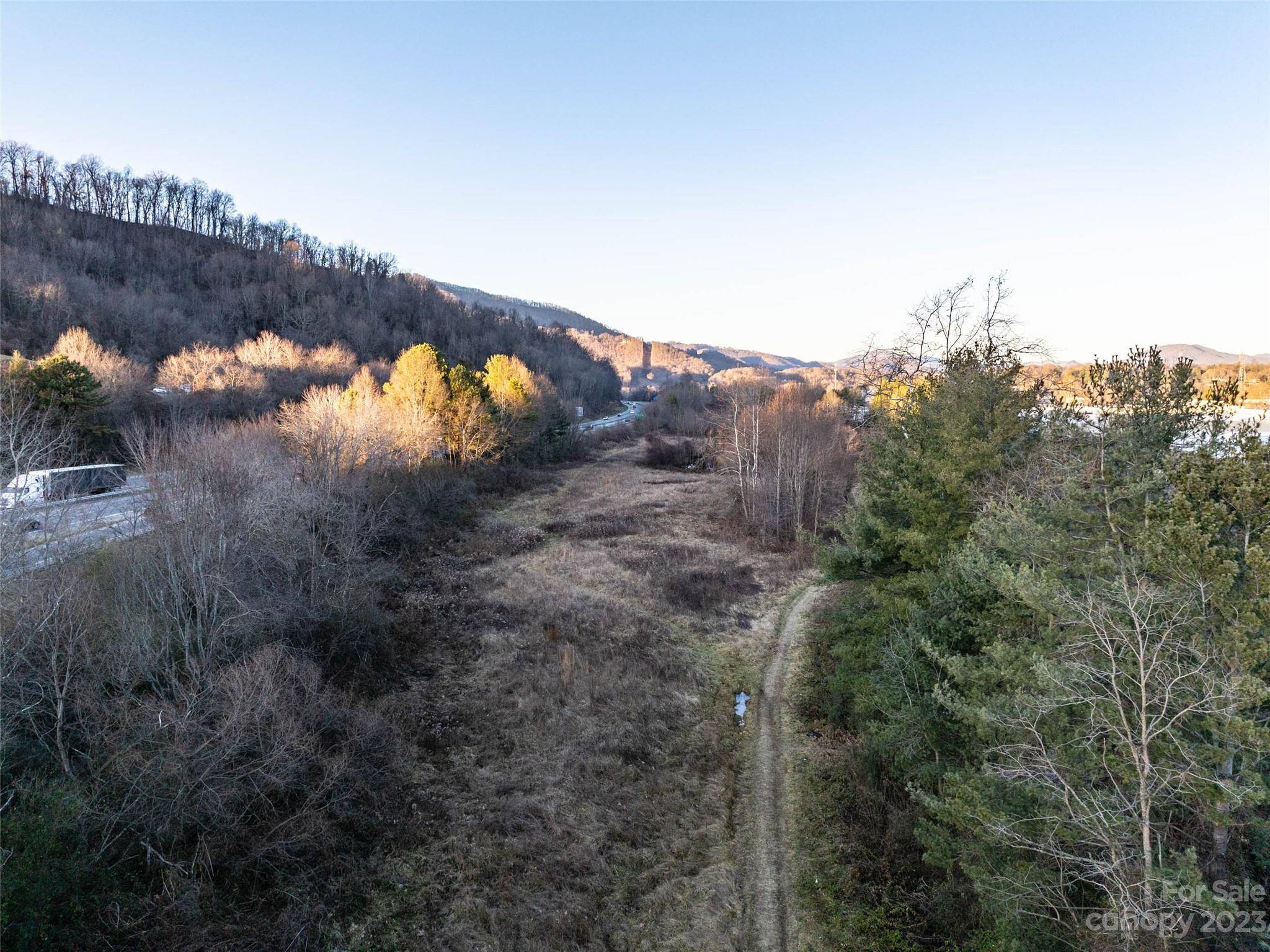 00 Hyatt Creek RD, Waynesville, NC 28786